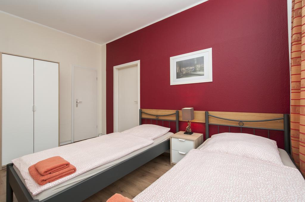 City-Appartements Nordkanalstrasse - Monteurunterkunft Hamburk Pokoj fotografie
